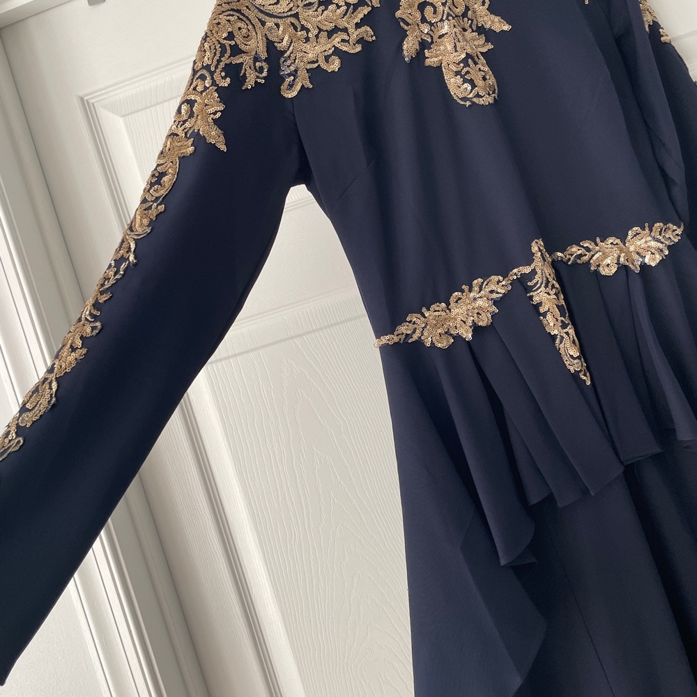 Gorgeous navy and gold sequined evening dress - Picture 2 of 5